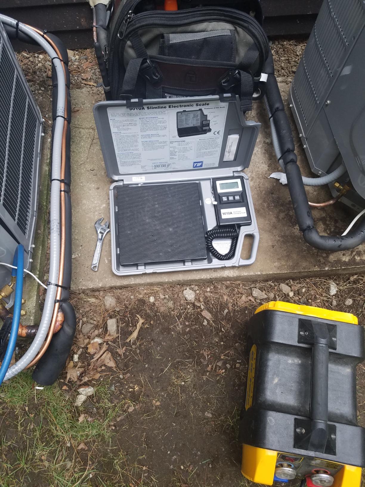 Robinair TIF9010A Slimline Refrigerant Electronic Charging/Recover Scale - Customer Photo 1