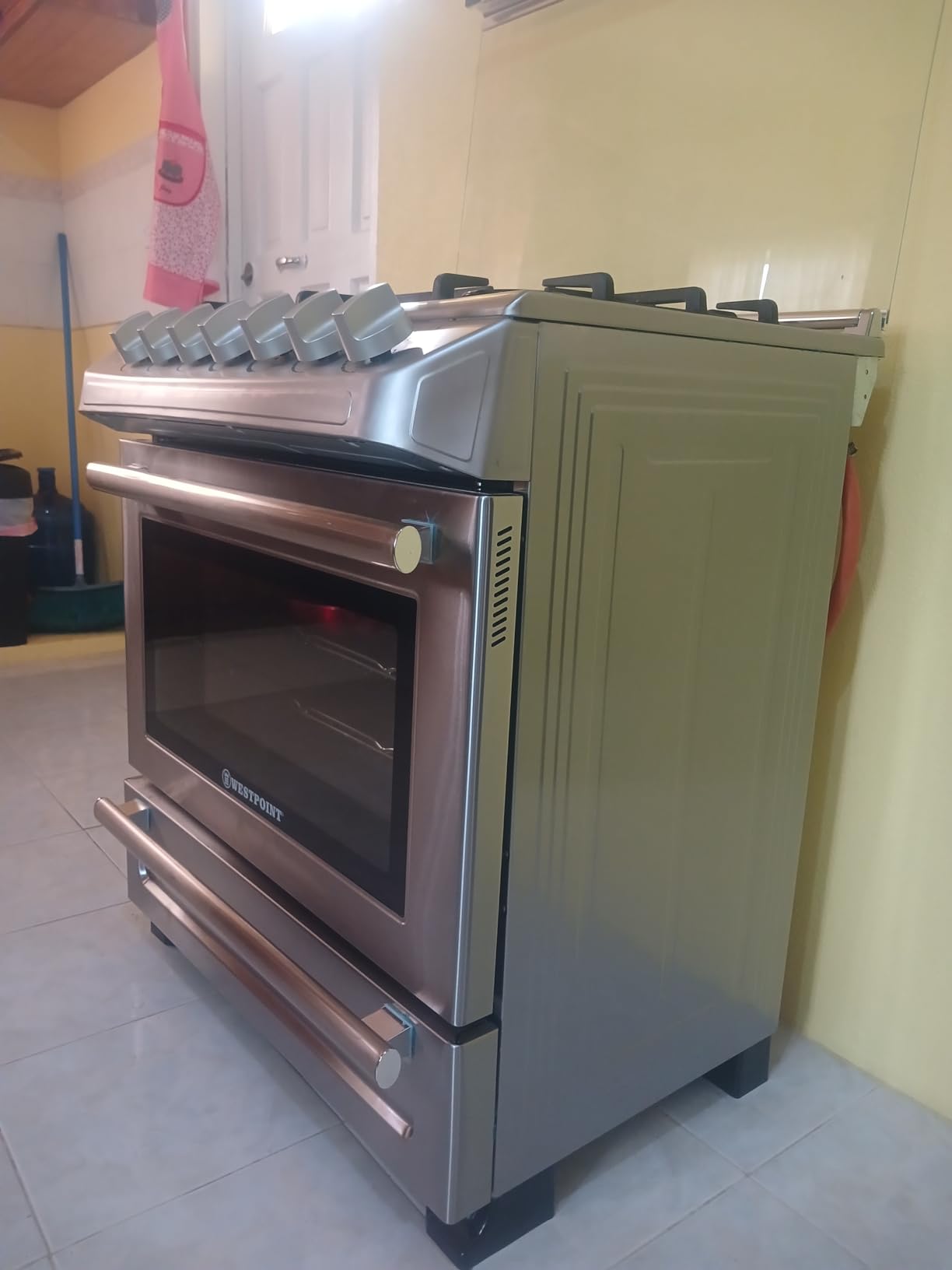 Zep Stainless Steel Cleaner and Polish 14 ounces - ZUSSTL14 - Protects Metal Surfaces from Fingerprints, Soil and Waterspots - Customer Photo 2