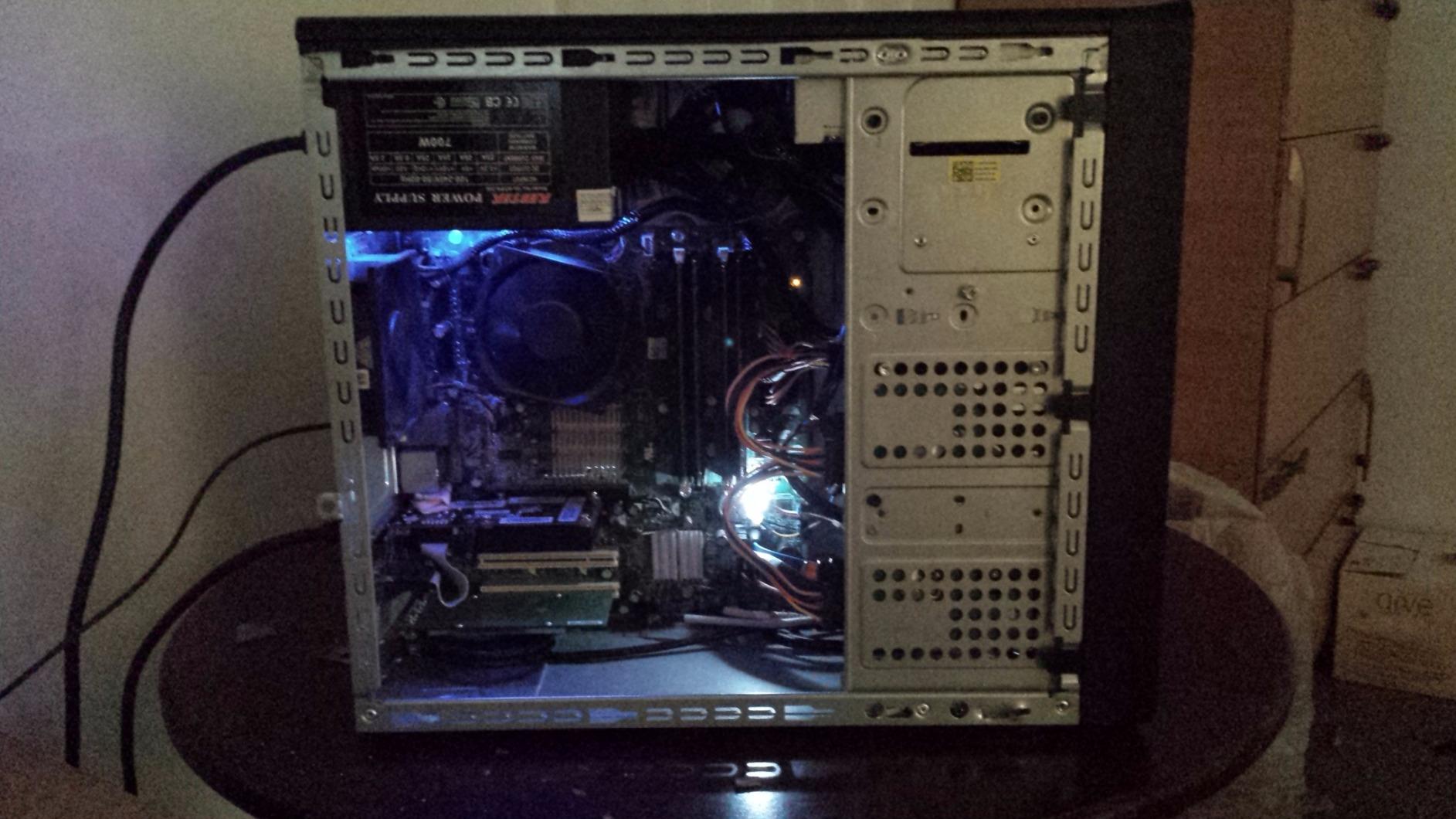 Intel Core 2 Quad Q9400 Processor 2.66 GHz 1333 MHz 6 MB LGA775 EM64T CPU (BX80580Q9400) Customer Review Intel Core 2 Quad Q9400 Processor 2.66 GHz 1333 MHz 6 MB LGA775 EM64T CPU (BX80580Q9400) - Customer Photo 2