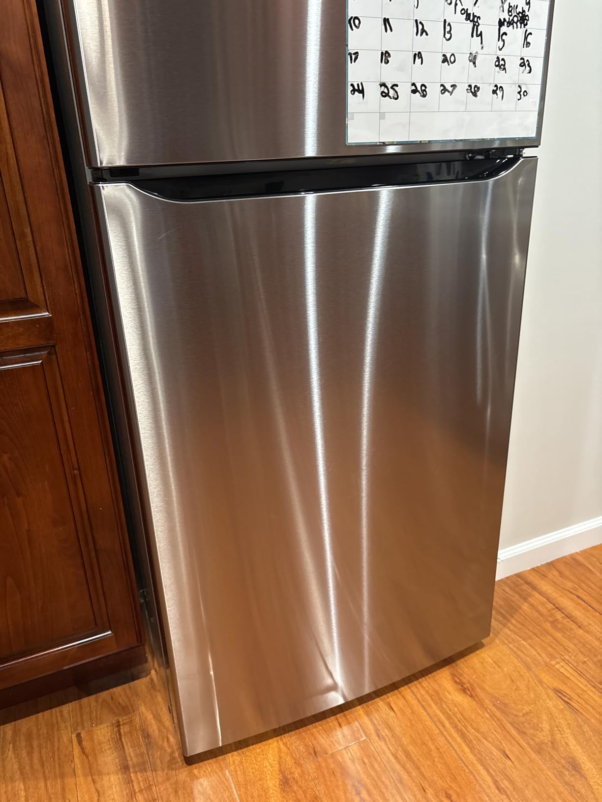 HOPE'S Perfect Stainless Steel Cleaner and Polish, 22-Ounce, Streak-Free Self-Polishing Formula, Blocks Fingerprints, 1 Pack Customer Review HOPE'S Perfect Stainless Steel Cleaner and Polish, 22-Ounce, Streak-Free Self-Polishing Formula, Blocks Fingerprints, 1 Pack - Customer Photo 1