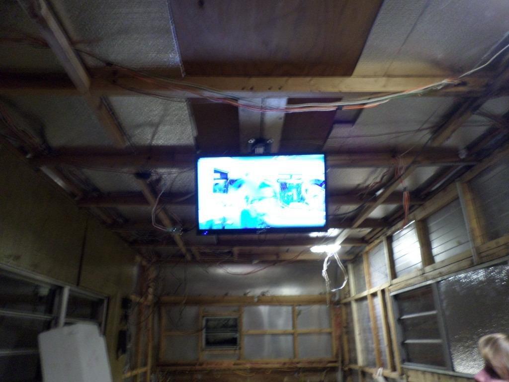 Supersonic SC-1312 13.3-Inch ELED FHD TV with Built-in DVD Player, HDMI, USB, SD, 1080p, Dual Tuners, Multi-Language OSD and AC/DC Compatibility - Perfect RV & Kitchen TV - Customer Photo 1