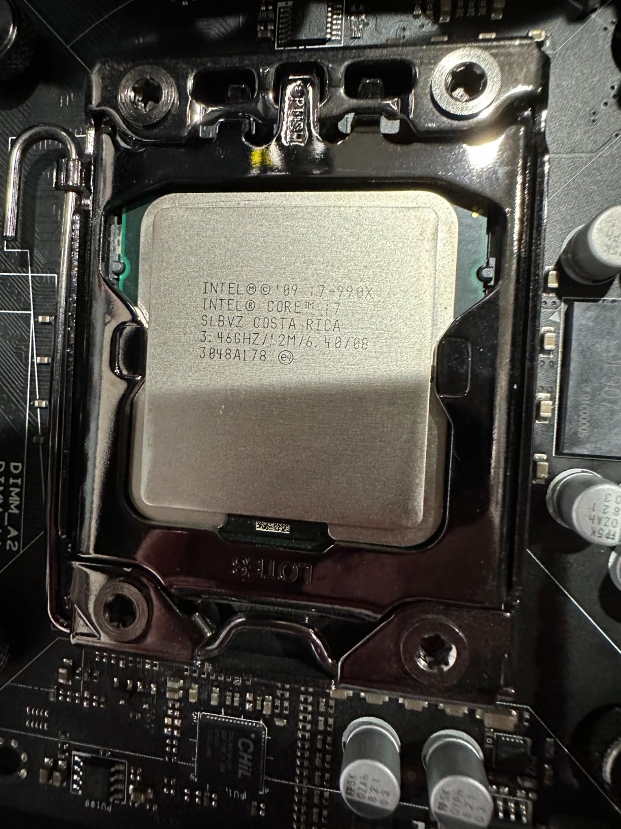 Intel Core i7-990X Extreme Edition Processor 3.46 GHz 6 Core LGA 1366 CPU - OEM - Customer Photo 2