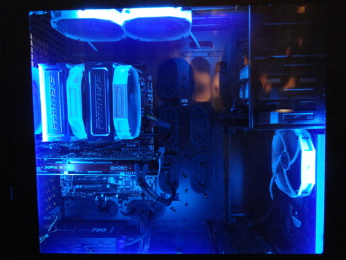 AMD 45646788 FD8350FRHKBOX FX-8350 FX-Series 8-Core Black Edition Processor - Customer Photo 2