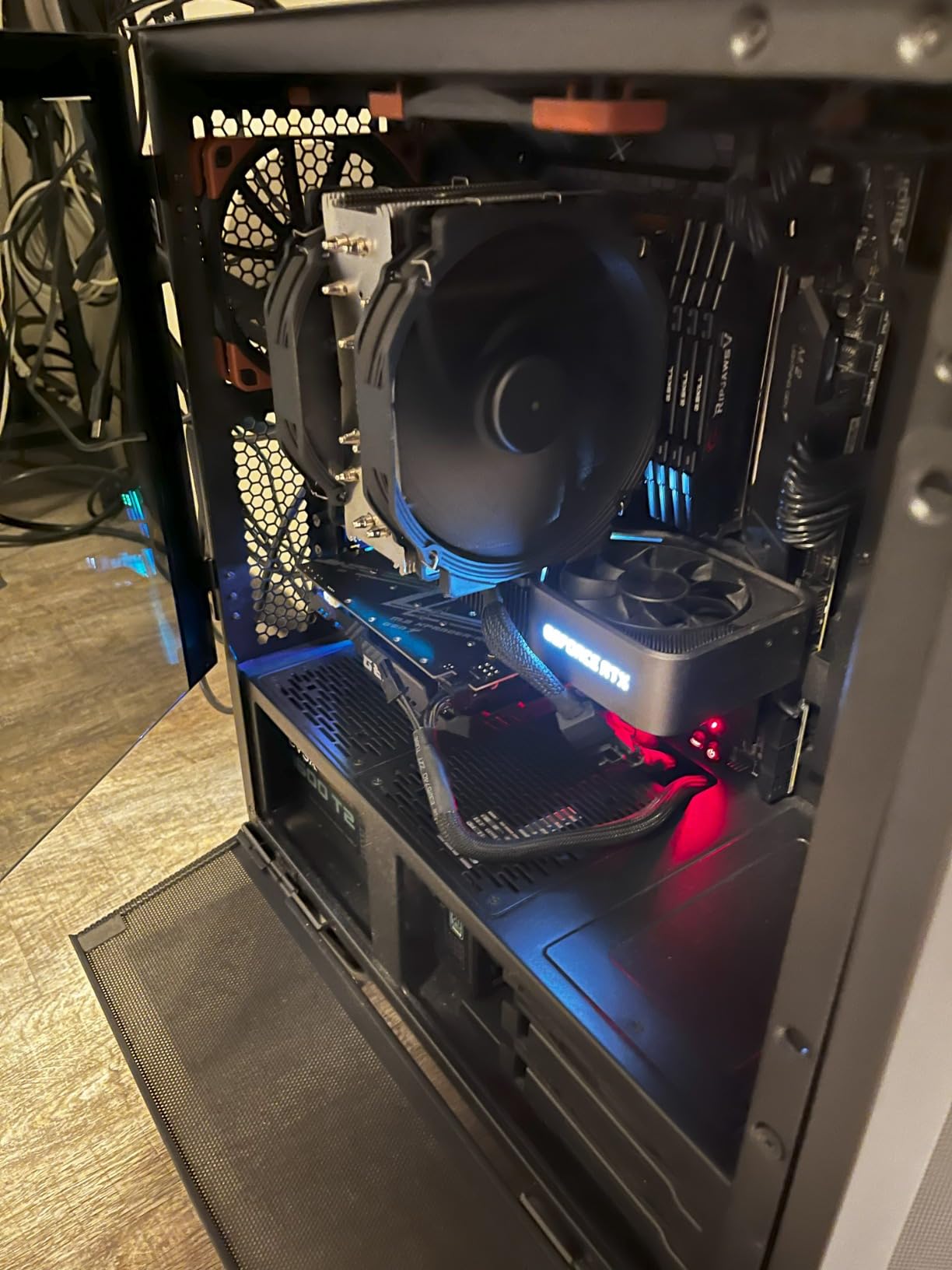 Noctua NF-F12 iPPC 3000 PWM, Heavy Duty Cooling Fan, 4-Pin, 3000 RPM (120mm, Black) - Customer Photo 2