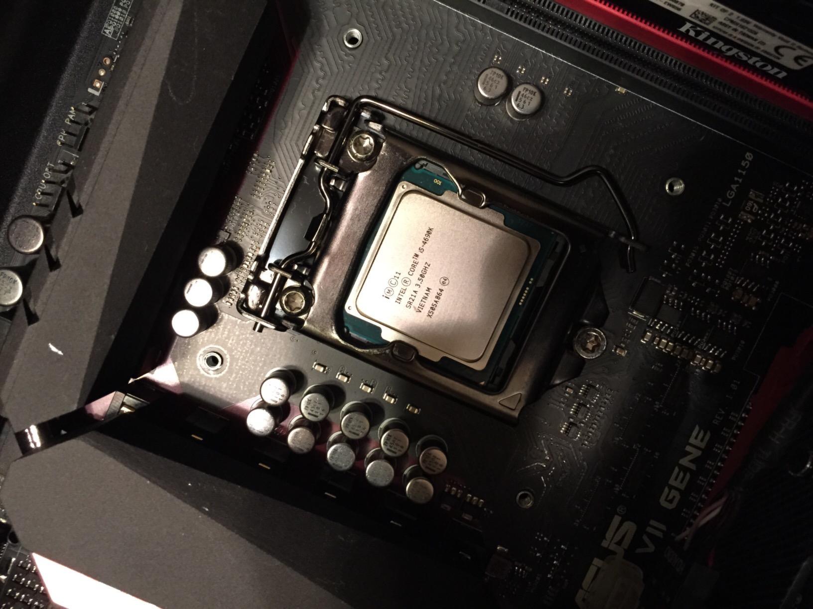 Intel Core i5-4690K Processor 3.5 LGA 1150 BX80646I54690K - Customer Photo 1