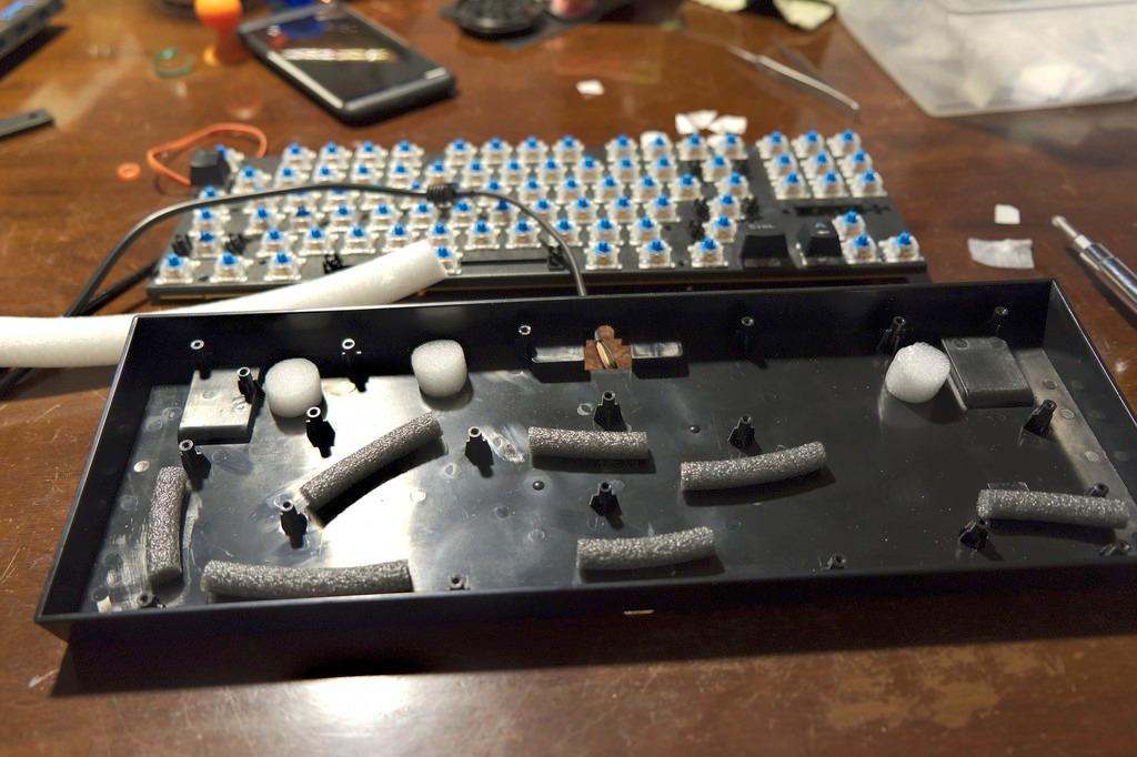 Redragon K552 Mechanical Gaming Keyboard, 87-Key Compact, LED Gaming Keyboard with Red Switches, Anti-Ghosting, Metal Frame for PC Gaming & Typing, Beginner-Friendly (Black) - Customer Photo 2