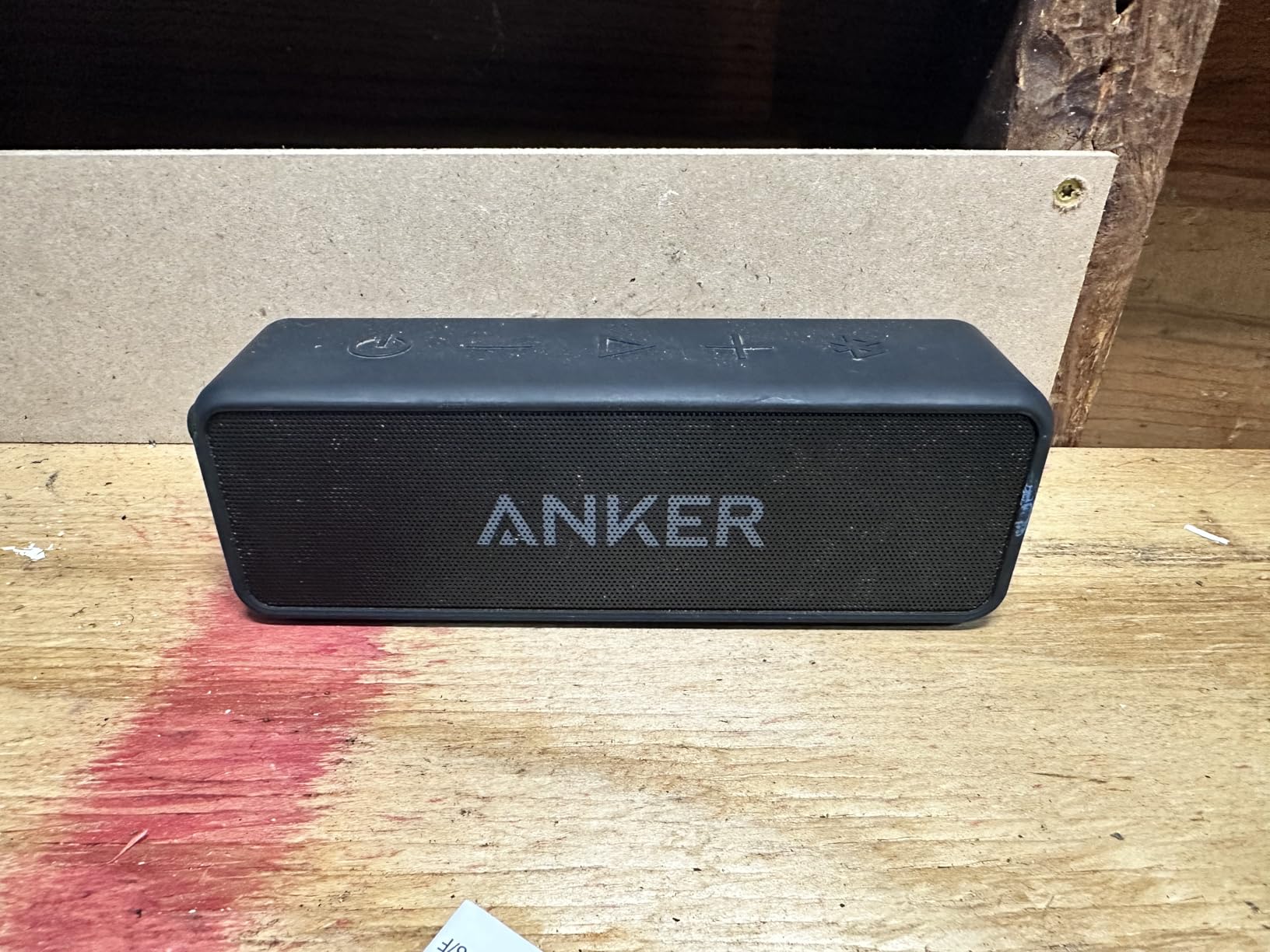 Anker Soundcore 2 Portable Bluetooth Speaker with Stereo Sound, Bluetooth 5, Bassup, IPX7 Waterproof, 24-Hour Playtime, Wireless Stereo Pairing, Speaker for Home, Outdoors, Travel - Customer Photo 1