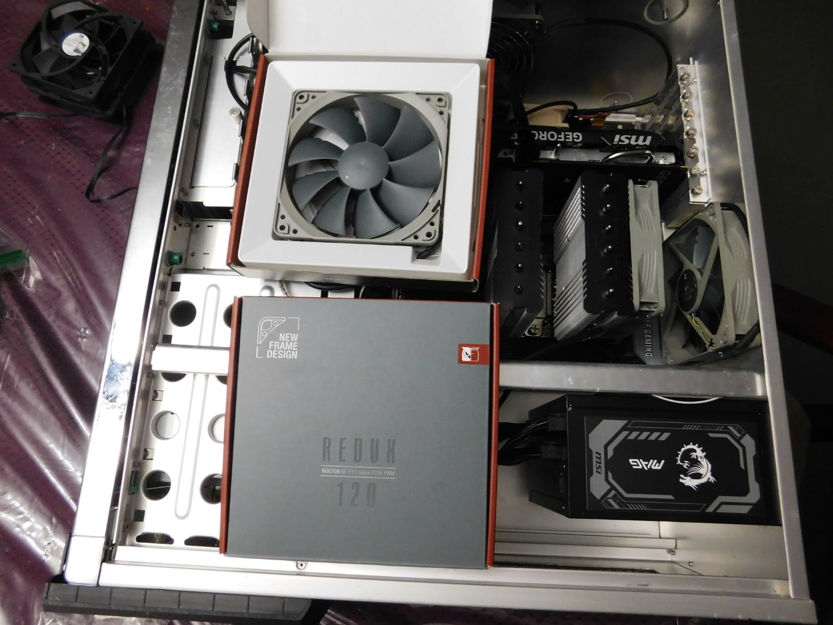Noctua NF-P12 redux-1700 PWM, High Performance Cooling Fan, 4-Pin, 1700 RPM (120mm, Grey) - Customer Photo 2