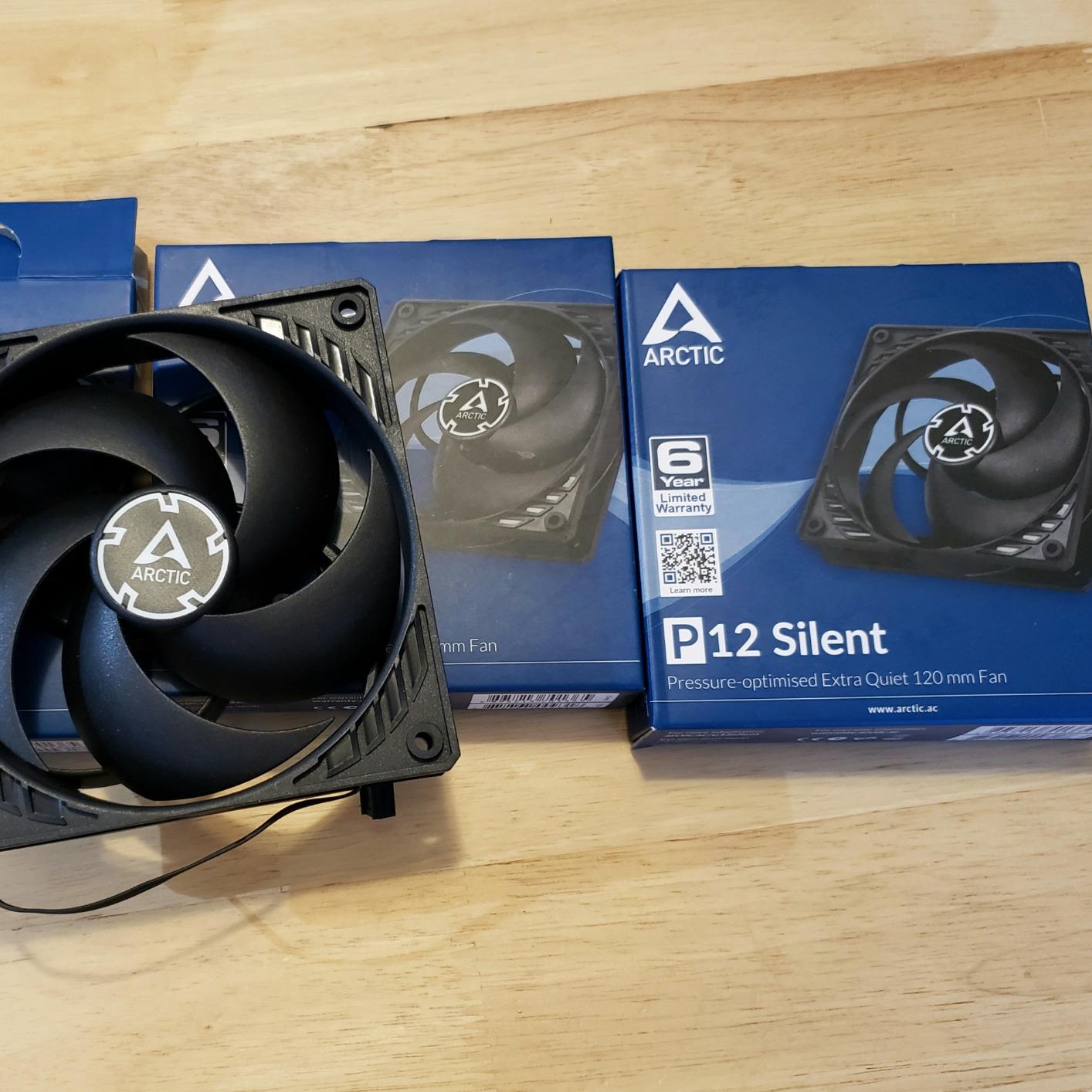 ARCTIC P12 Silent - PC Fan, 120mm Case Fan, Pressure-optimised, Very Quiet Motor, Computer, Fan Speed: 1050 RPM - Black - Customer Photo 1