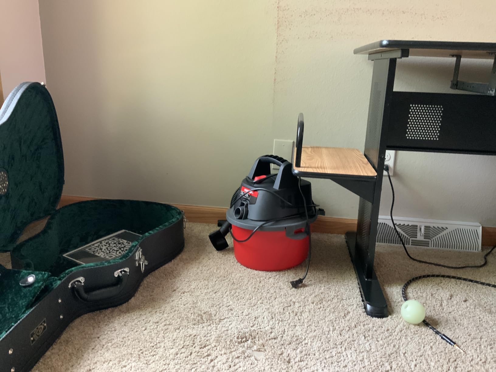 CRAFTSMAN CMXEVBE17250 2.5 Gallon 2.5 Peak HP Wet/Dry Shop Vac, Portable Shop Vacuum Wet and Dry with Filter Bag, Hose and Attachments for Cleaning in the Home - Customer Photo 2