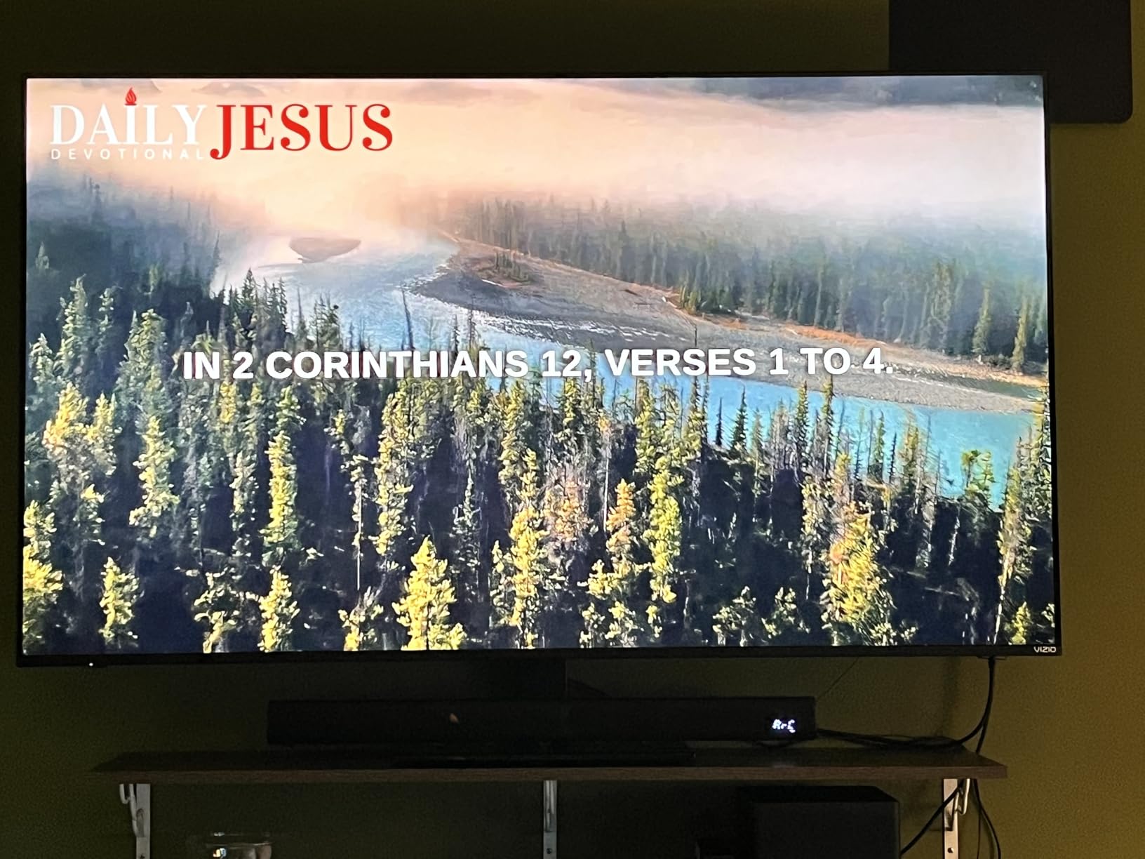 PERLESMITH Universal Swivel TV Stand Base, Table Top TV Stand for 37-75 inch LCD LED TVs, Height Adjustable TV Mount Stand with Tempered Glass Base, VESA 600x400mm, Holds up to 99lbs, PSTVS13 - Customer Photo 1