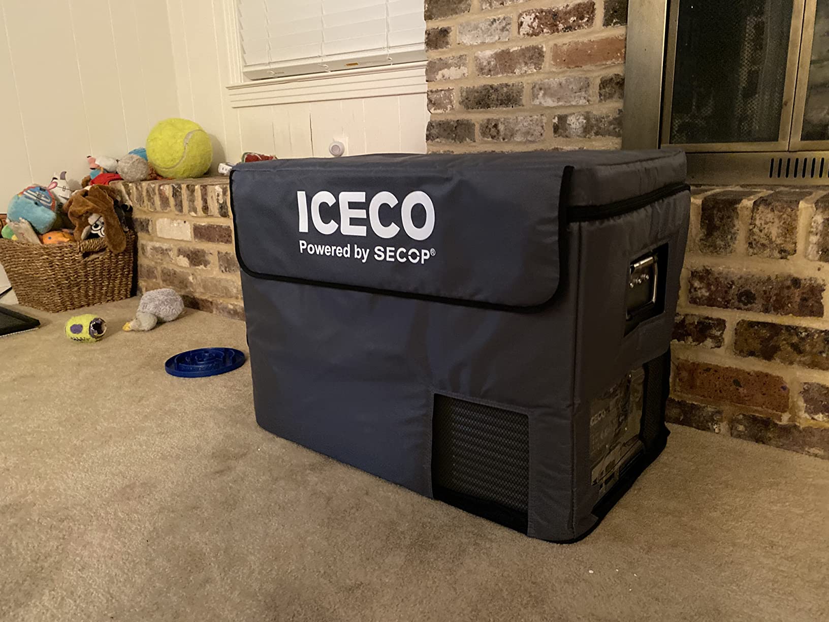 ICECO VL60 Dual Zone Portable Refrigerator with SECOP Compressor, 60 Liters Platinum Compact Refrigerator, DC 12/24V, AC 110-240V, 0℉ to 50℉, Home & Car Use (with Insulated Cover) - Customer Photo 2