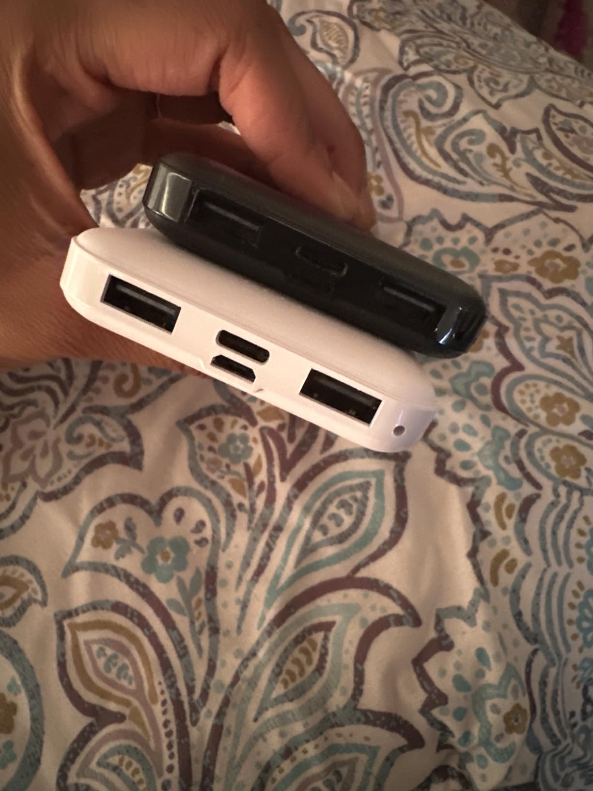 Miady 2-Pack 10000mAh Dual USB Portable Charger, USB-C Fast Charging Power Bank, Backup Charger for iPhone 15/14/13, Galaxy S23/22, Pixel and etc Customer Review Miady 2-Pack 10000mAh Dual USB Portable Charger, USB-C Fast Charging Power Bank, Backup Charger for iPhone 15/14/13, Galaxy S23/22, Pixel and etc - Customer Photo 2