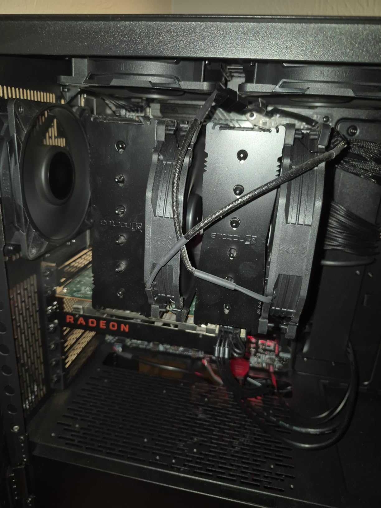 Noctua NH-D15 chromax.Black, Dual-Tower CPU Cooler (140mm, Black) Customer Review Noctua NH-D15 chromax.Black, Dual-Tower CPU Cooler (140mm, Black) - Customer Photo 3