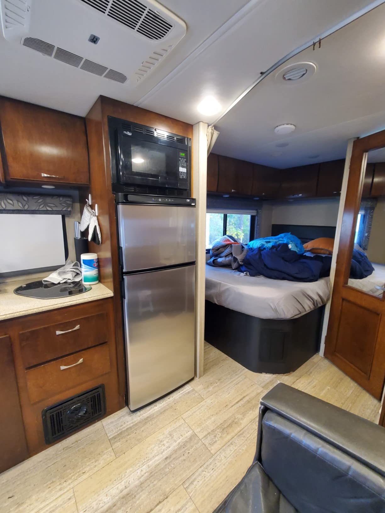 Norcold N10DCSSR Polar-Series 10 cu.ft. DC Compressor RV Refrigerator with Stainless Steel Doors - Right-Handed,Silver - Customer Photo 1