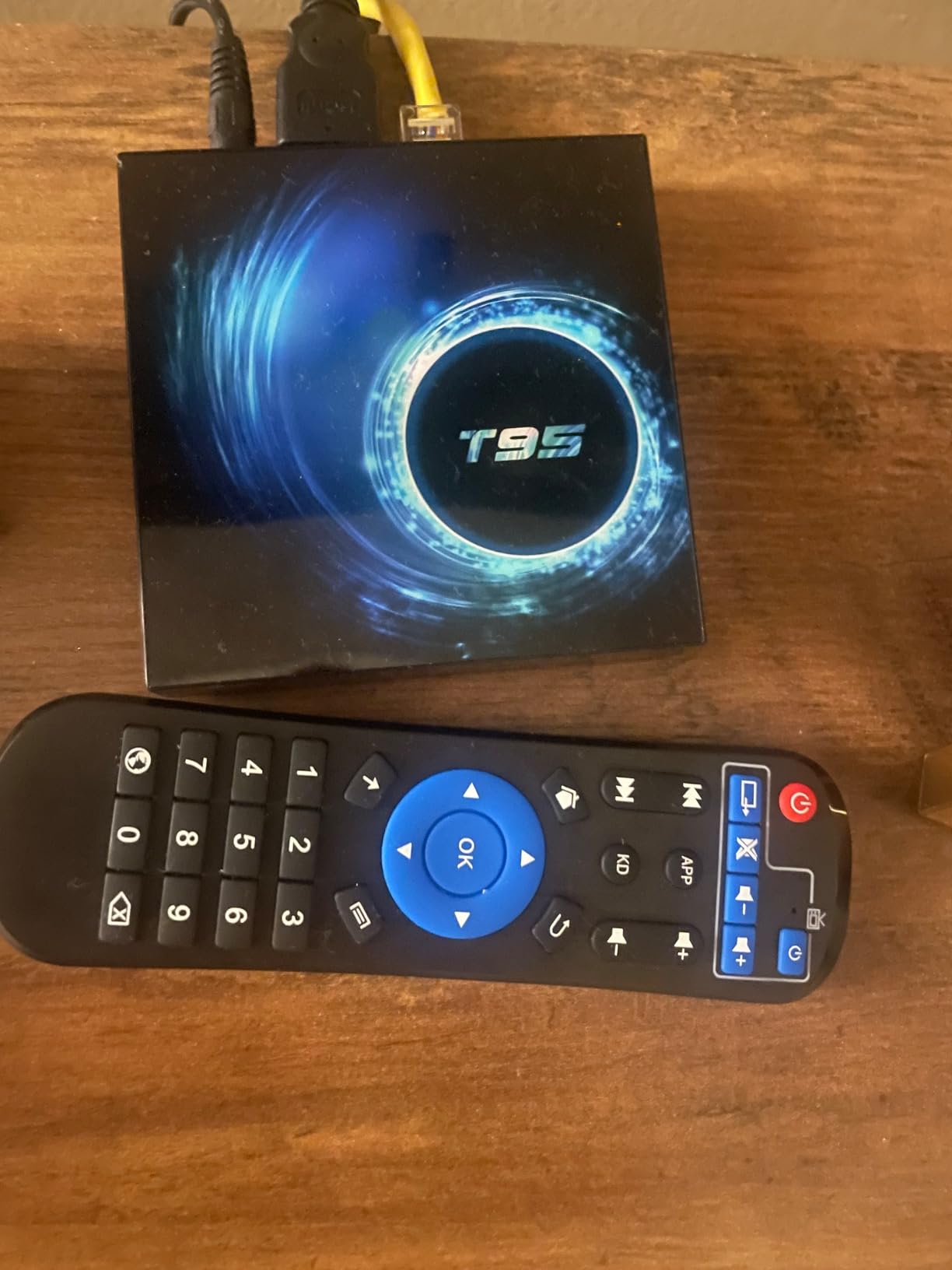 Android TV Box 2025, Android 10.0 TV Box 4GB RAM 32GB ROM AllWinner H616 Quad-Core Support Dual WiFi 2.4G/5G 6K 4K H.265 3D Bluetooth 5.0 Smart Box for TV - Customer Photo 1