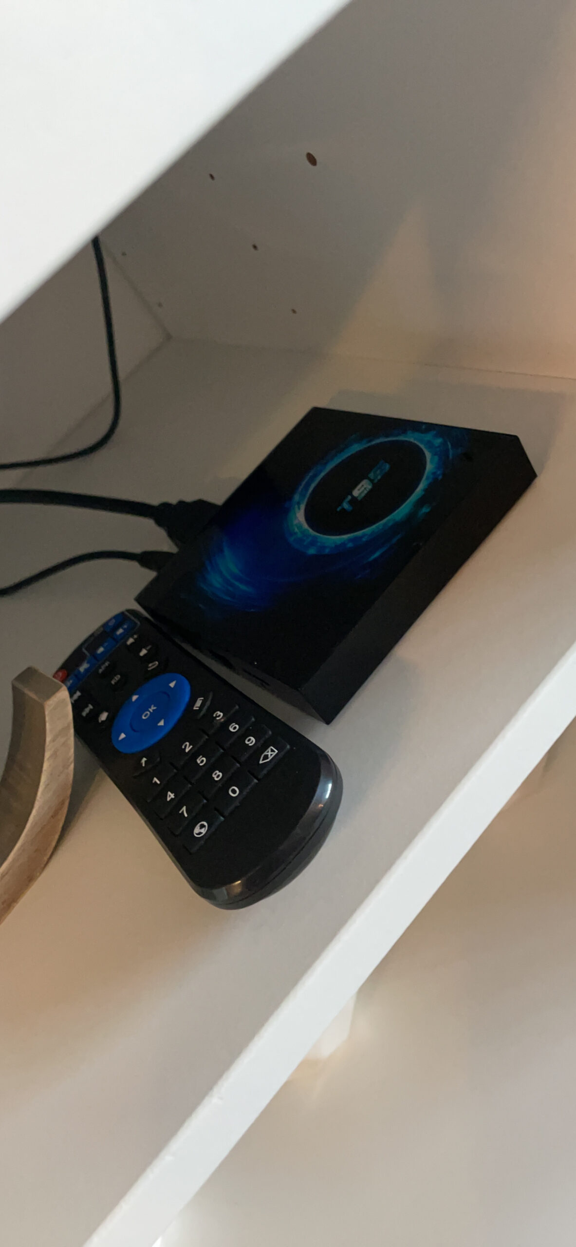 Android TV Box 2025, Android 10.0 TV Box 4GB RAM 32GB ROM AllWinner H616 Quad-Core Support Dual WiFi 2.4G/5G 6K 4K H.265 3D Bluetooth 5.0 Smart Box for TV - Customer Photo 2