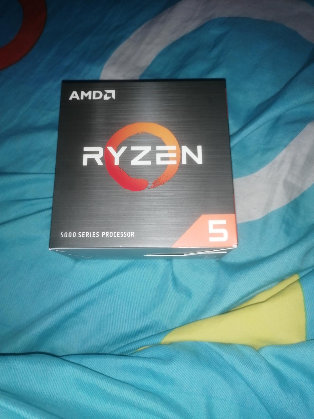 AMD Ryzen 5 5600X 6-core, 12-thread unlocked desktop processor with Wraith Stealth cooler - Customer Photo 2