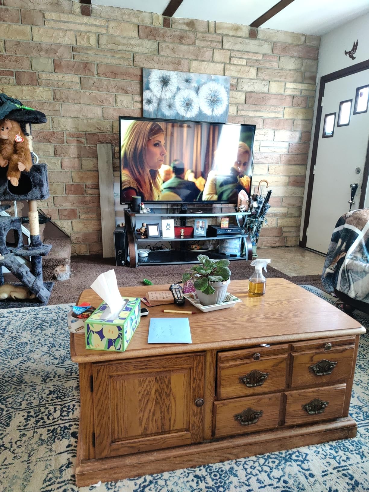 iCloth XL Screen Cleaning Wipes, Lint-Free and Streak-Free, Fast-Drying, Removes Dust, Fingerprints, and Smudges (24 XL Wipes) - Customer Photo 3