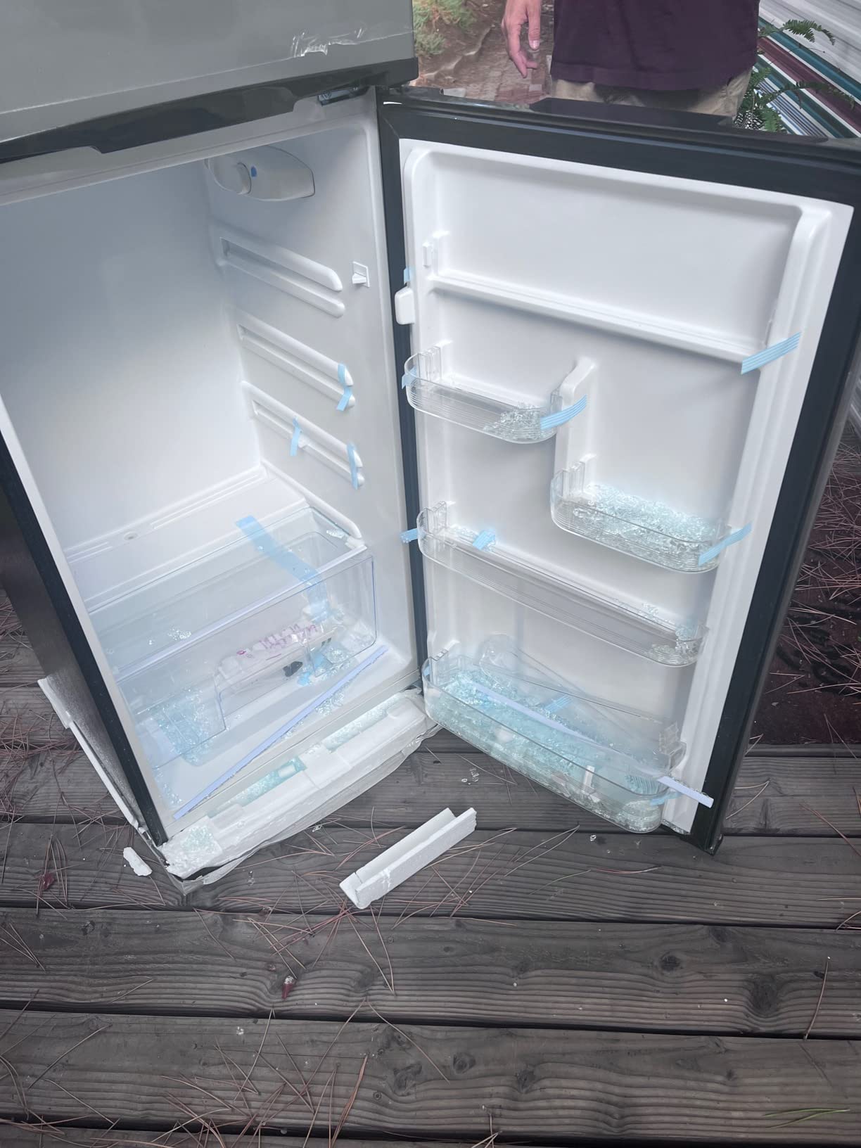 ACFR725AMZ6COM 2 Door Apartment Size Refrigerator with Freezer, Stainless - Customer Photo 3