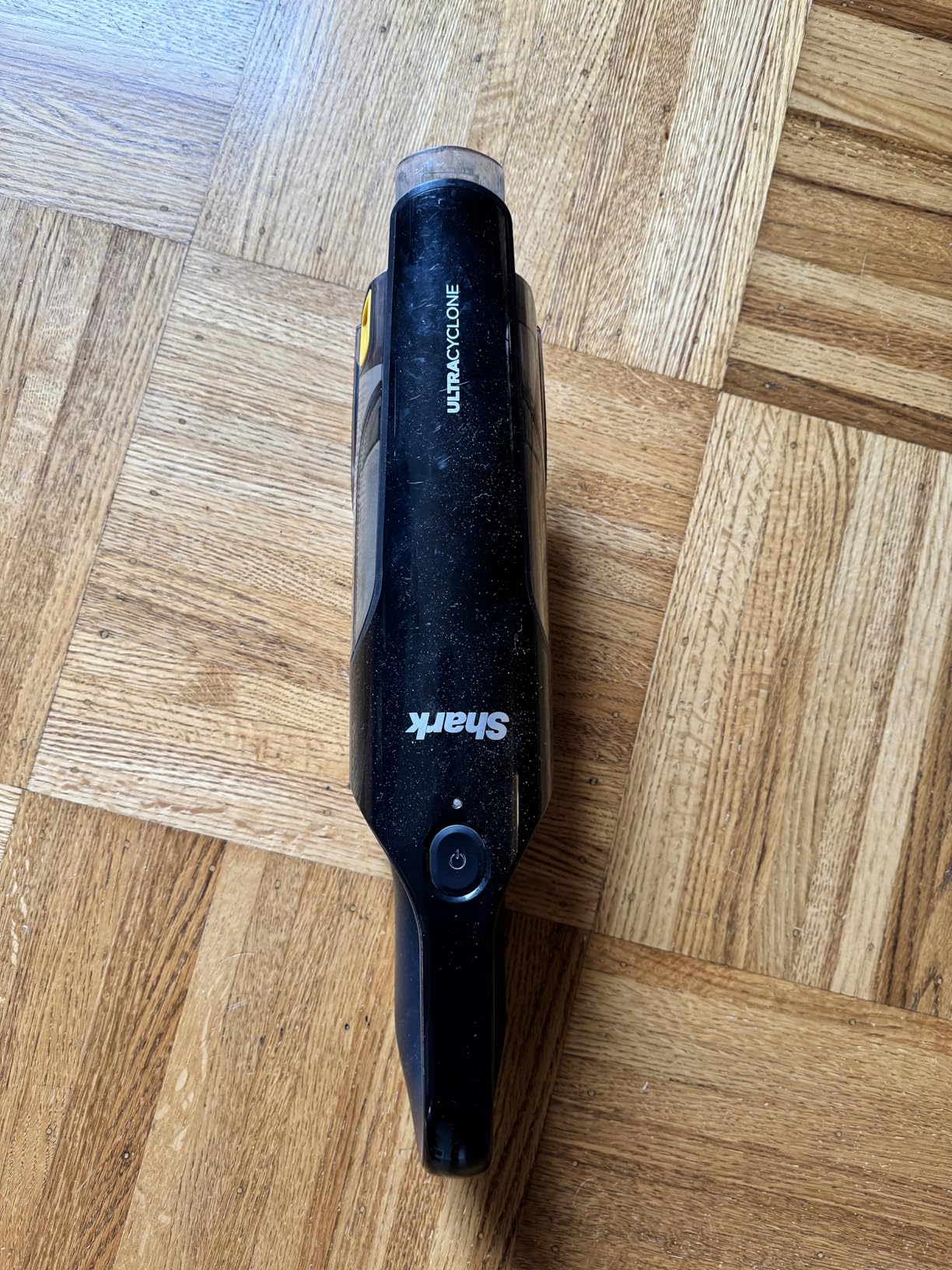 Shark UltraCyclone Pet Pro Plus Cordless Hand Vacuum, Powerful Suction, Handheld Vacuum for Car & Home, Pet Power Brush, Crevice Tool, Scrubbing Brush, XL Dust Cup, Black, CH951 - Customer Photo 3
