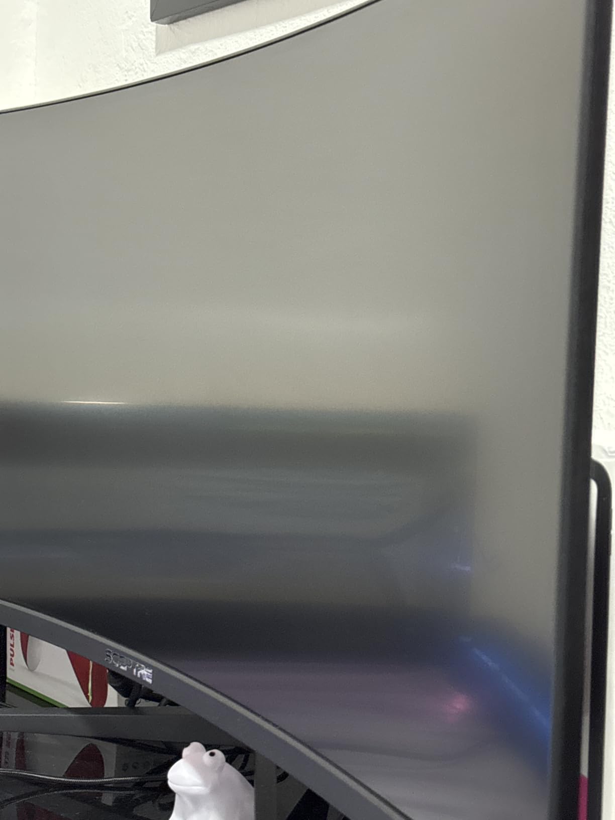 MiracleWipes for Electronics Cleaning - Screen Wipes Designed for TV, Phones, Monitors and More - Includes Microfiber Towel - (60 Count) - Customer Photo 1