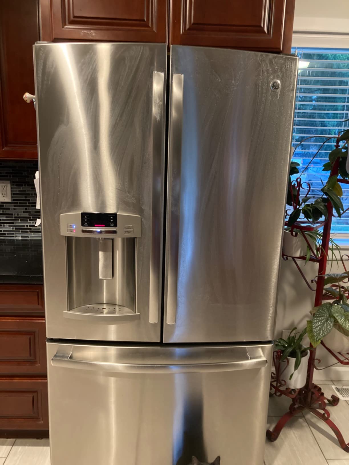 MiracleWipes for Stainless Steel, Great for Kitchen and Appliances, Including Oven, Refrigerator, Dishwasher, Microwave, Sink, Hood, Grill, Removes Fingerprints and Smudges - 60 Count - Customer Photo 3