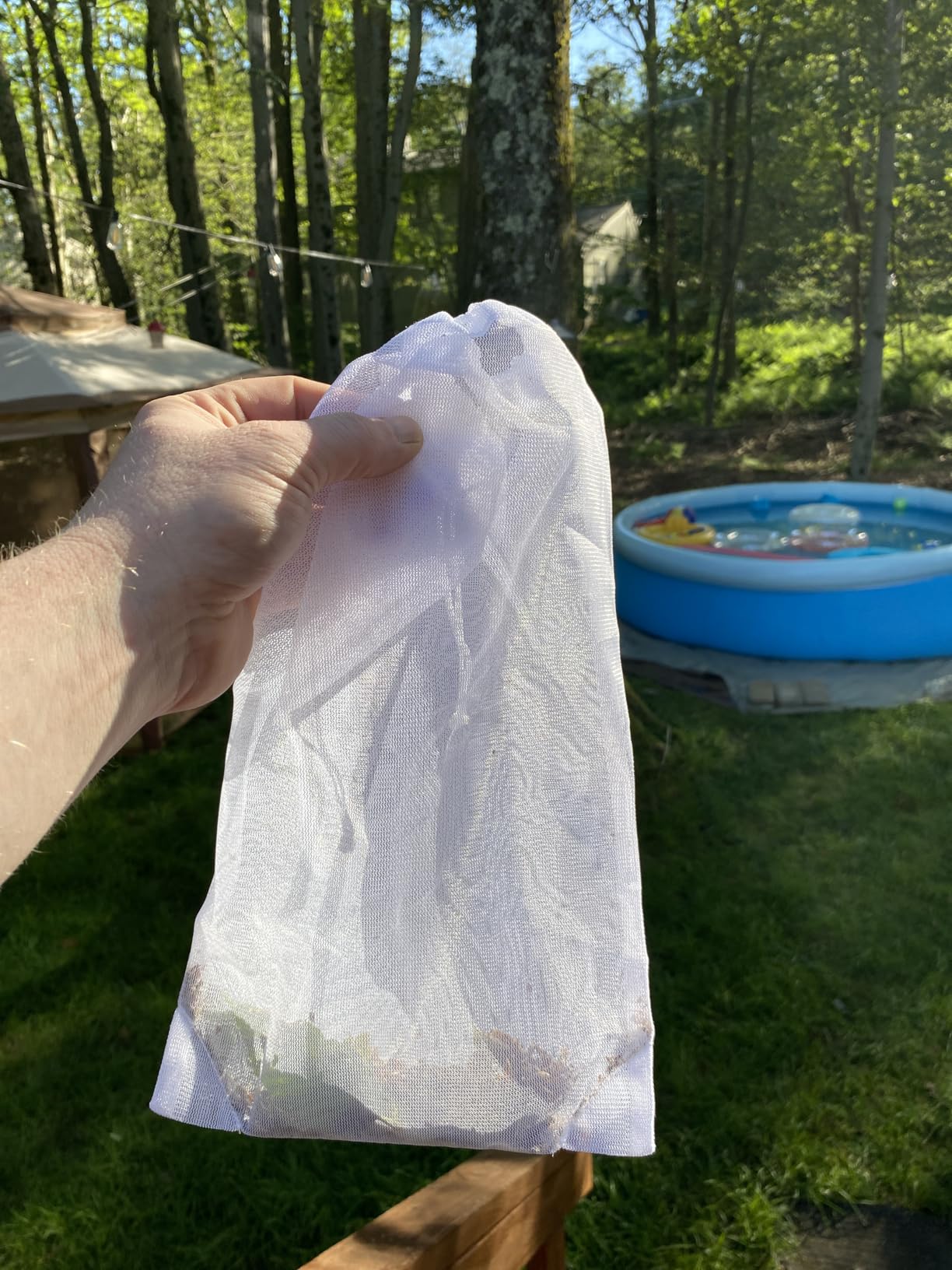 U.S. Pool Supply Above Ground Pool Vacuum Cleaner, Manual Pool Vacuum Cleaner, Spa Cleaner for Hot Tub, Ponds - 5 Section 4ft Pole, Mesh Leaf Bag, Telescopic Pole Attachment - Attaches to Garden Hose Customer Review U.S. Pool Supply Above Ground Pool Vacuum Cleaner, Manual Pool Vacuum Cleaner, Spa Cleaner for Hot Tub, Ponds - 5 Section 4ft Pole, Mesh Leaf Bag, Telescopic Pole Attachment - Attaches to Garden Hose - Customer Photo 3