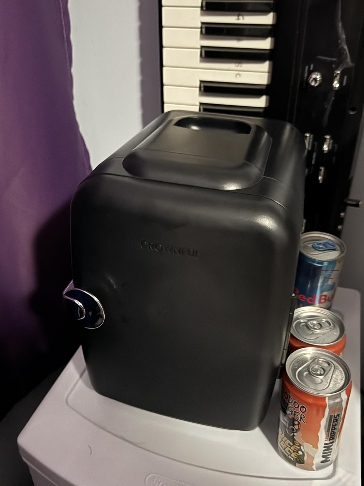 CROWNFUL Mini Fridge, 4 Liter/6 Can Portable Cooler and Warmer Personal Refrigerator for Skin Care, Cosmetics, Beverage, Food,Great for Bedroom, Office, Car, Dorm, ETL Listed (White) - Customer Photo 1