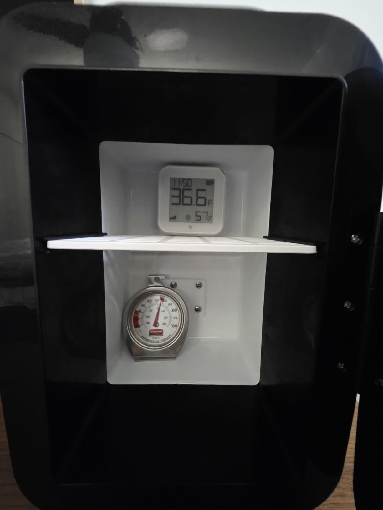 CROWNFUL Mini Fridge, 4 Liter/6 Can Portable Cooler and Warmer Personal Refrigerator for Skin Care, Cosmetics, Beverage, Food,Great for Bedroom, Office, Car, Dorm, ETL Listed (White) - Customer Photo 2