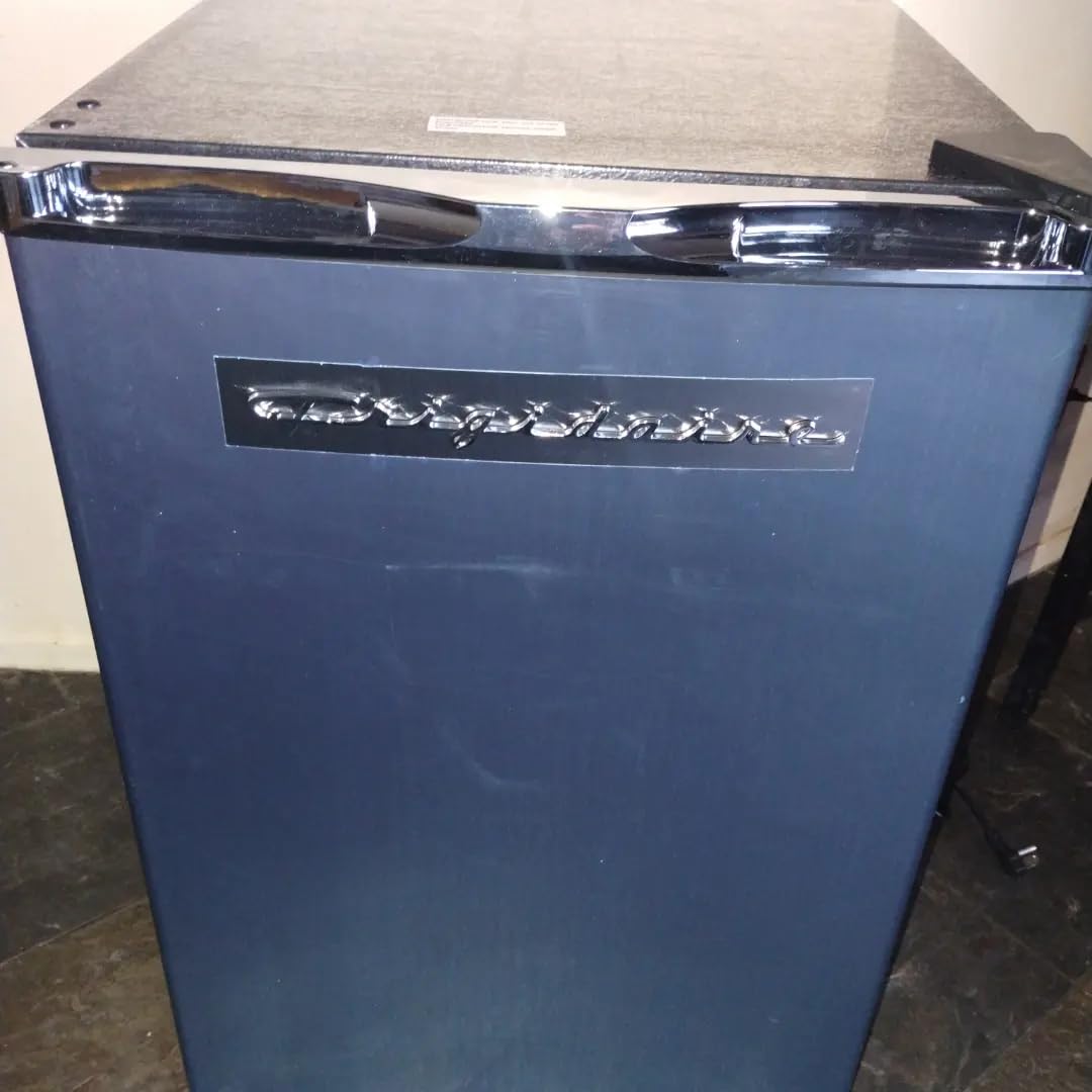 Frigidaire, 4.5 cu ft Refrigerator, Stainless Steel Door, Platinum Series Customer Review Frigidaire, 4.5 cu ft Refrigerator, Stainless Steel Door, Platinum Series - Customer Photo 2