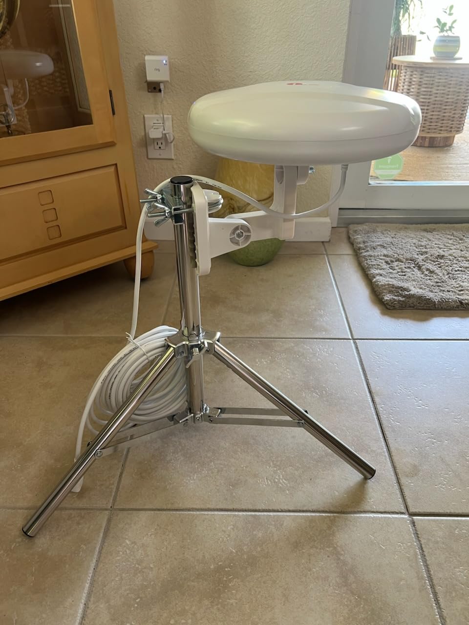 1byone Outdoor TV Antenna 360° Omni-Directional Extended Range Reception Enhance VHF&UHF 4K Ready HDTV Antenna with Added Stability for Outdoor/Attic/RV Use - 39ft RG6 Coax Cable - Customer Photo 2