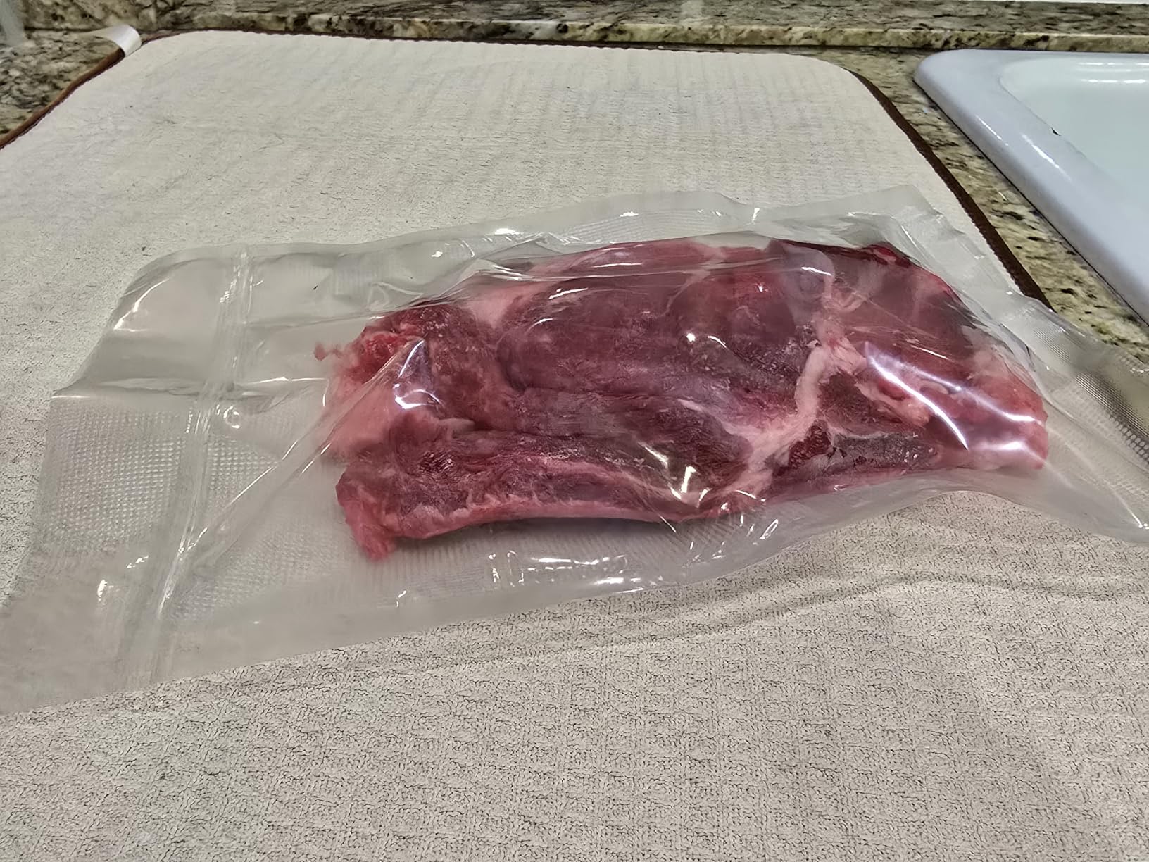 Precision Vacuum Sealer Machine, Powerful Pro Vacuum Food Sealer, 8-in-1 Easy Presets, 4 Food Modes, Dry&Moist&Soft&Delicate with Starter Kit, Compact Design(Silver) - Customer Photo 2