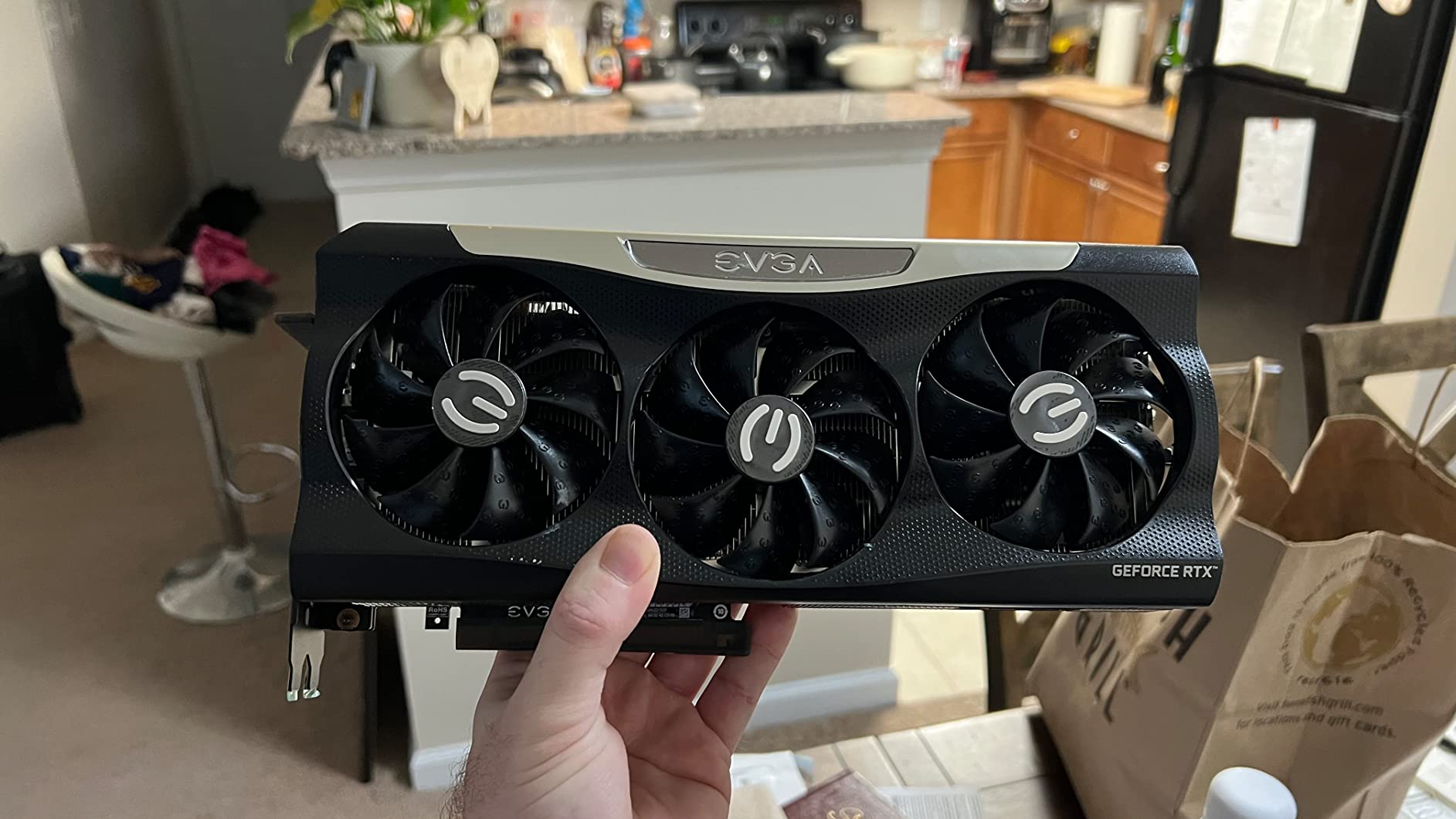 EVGA GeForce RTX 3090 FTW3 Ultra Gaming, 24GB GDDR6X, iCX3 Technology, ARGB LED, Metal Backplate, 24G-P5-3987-KR - Customer Photo 1