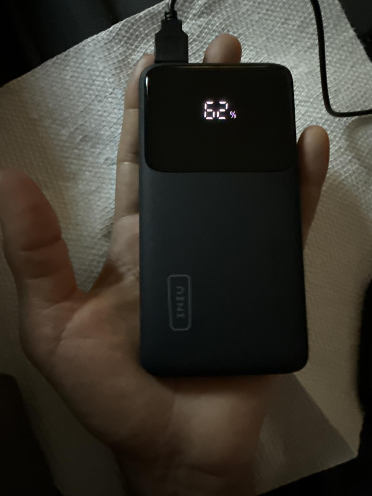 INIU Portable Charger, Smallest 22.5W 10000mAh Power Bank, USB C in/Output Fast Charging 3-Output Mini Battery Pack Charger with Phone Holder for iPhone 16 15 14 13 12 Samsung S23 Google iPad Tablet Customer Review INIU Portable Charger, Smallest 22.5W 10000mAh Power Bank, USB C in/Output Fast Charging 3-Output Mini Battery Pack Charger with Phone Holder for iPhone 16 15 14 13 12 Samsung S23 Google iPad Tablet - Customer Photo 1