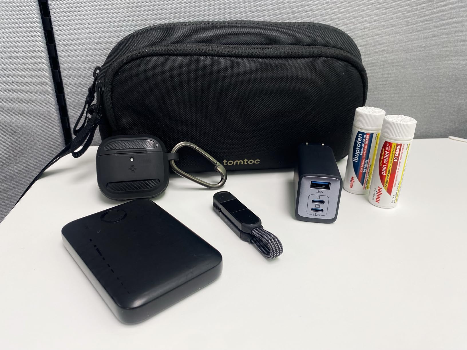 tomtoc Electronics Organizer Travel Case, Water Resistant Travel Bag Cable Organizer for Essentials, Tech Pouch Accessories Carry Storage for Cord, Phone, Cables, Airpods, USB Flash Drive, Daily Items - Customer Photo 1