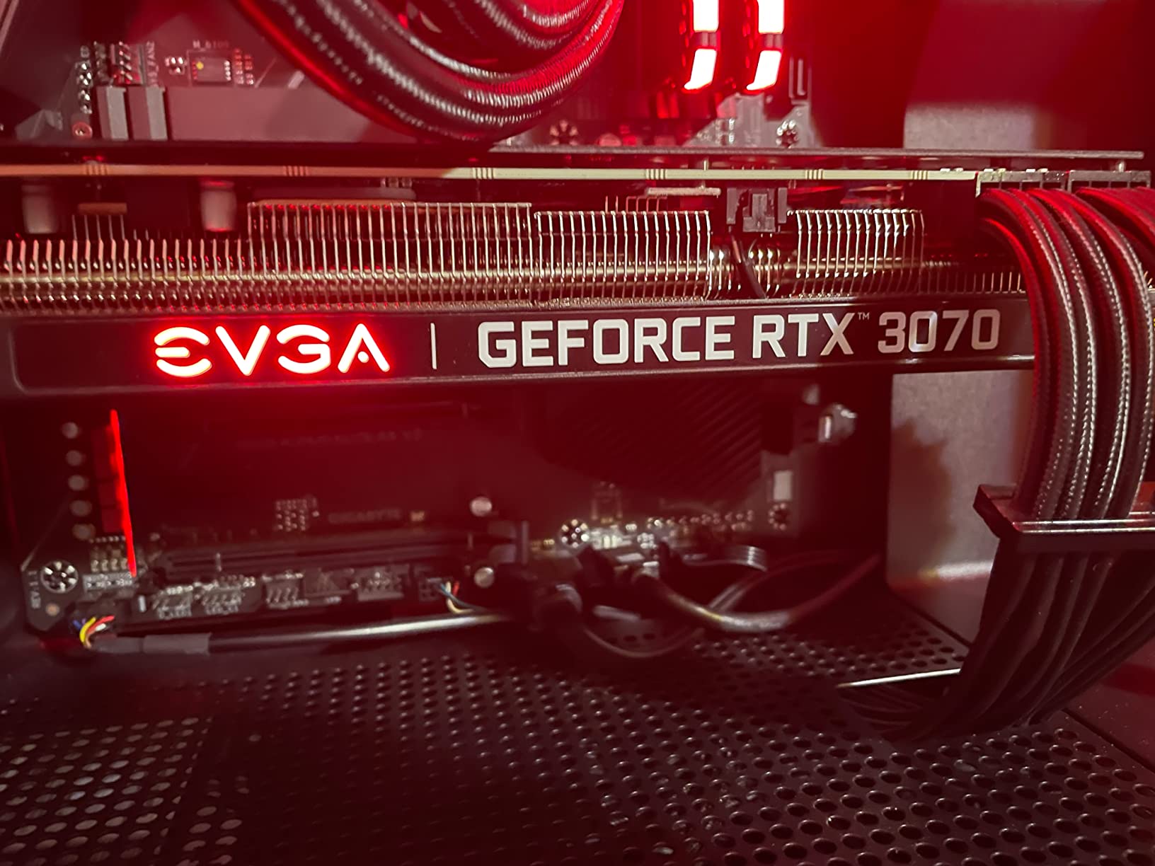 EVGA GeForce RTX 3070 XC3 Ultra Gaming, 08G-P5-3755-KL, 8GB GDDR6, iCX3 Cooling, ARGB LED, Metal Backplate, LHR - Customer Photo 2
