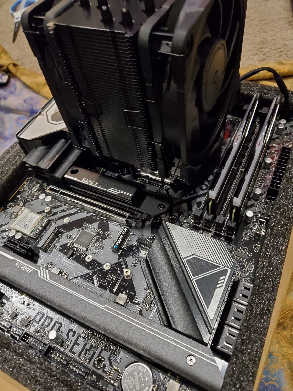 Noctua NH-U12A chromax.Black, 120mm Single-Tower CPU Cooler (Black) Customer Review Noctua NH-U12A chromax.Black, 120mm Single-Tower CPU Cooler (Black) - Customer Photo 2