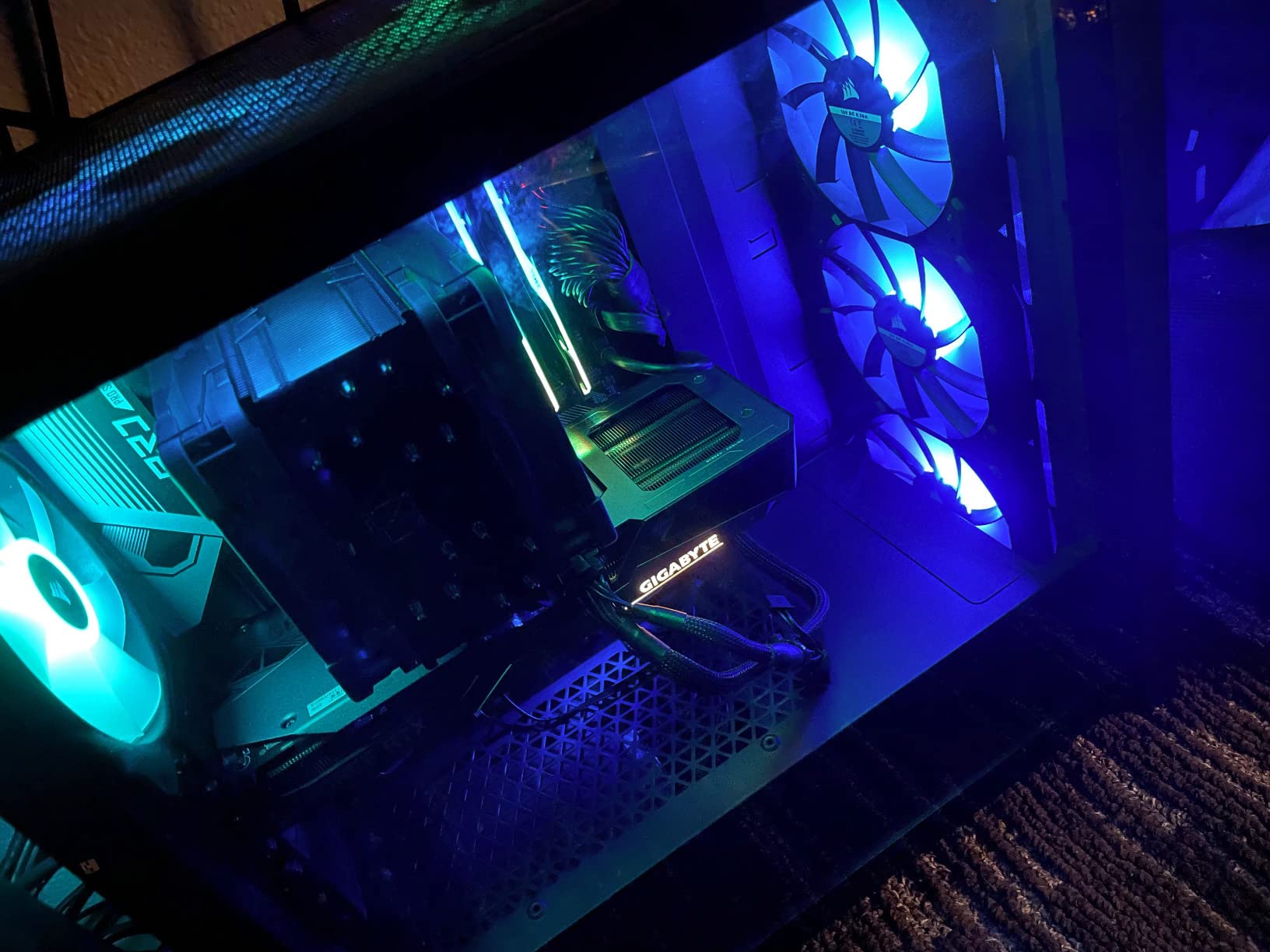 Noctua NH-U12A chromax.Black, 120mm Single-Tower CPU Cooler (Black) Customer Review Noctua NH-U12A chromax.Black, 120mm Single-Tower CPU Cooler (Black) - Customer Photo 3