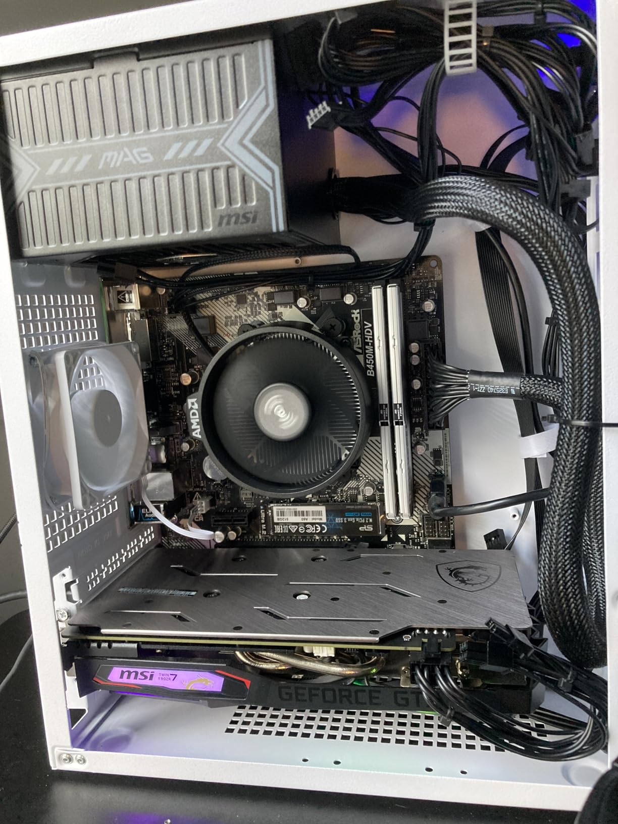 MSI MAG A550BN Gaming Power Supply - 80 Plus Bronze Certified 550W - Compact Size - ATX PSU - Customer Photo 2