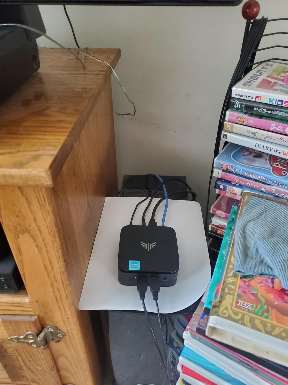 KAMRUI Essenx E1 Mini PC Computer with N97 Processor, 16GB DDR4 RAM 256GB M.2 SSD, Mini Desktop Computer Support Dual 4K, WiFi, Bluetooth, Ethernet, HTPC for Business, Education, Home Customer Review KAMRUI Essenx E1 Mini PC Computer with N97 Processor, 16GB DDR4 RAM 256GB M.2 SSD, Mini Desktop Computer Support Dual 4K, WiFi, Bluetooth, Ethernet, HTPC for Business, Education, Home - Customer Photo 2