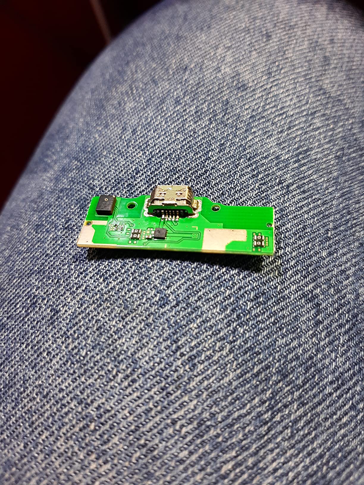 USB Charging Port Replacement for Samsung Galaxy Tab A 8.0 (2019) T290/T295 - SM-T290/SM-T295 USB Board, Incl. Repair Tools Customer Review USB Charging Port Replacement for Samsung Galaxy Tab A 8.0 (2019) T290/T295 - SM-T290/SM-T295 USB Board, Incl. Repair Tools - Customer Photo 1