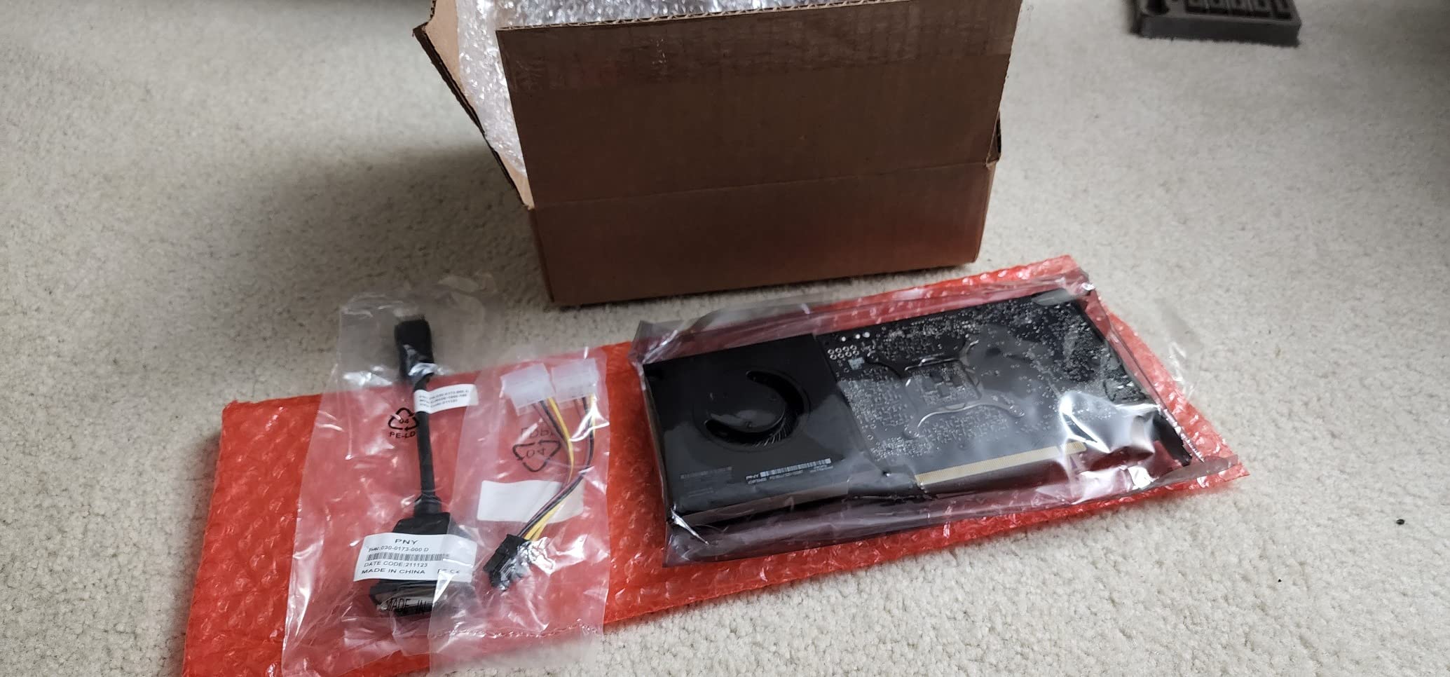 PNY NVIDIA RTX A4000 - Customer Photo 1