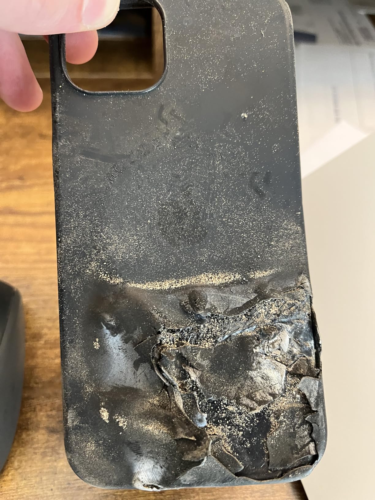 Apple iPhone 13 Silicone Case with MagSafe – Midnight Customer Review Apple iPhone 13 Silicone Case with MagSafe – Midnight - Customer Photo 1