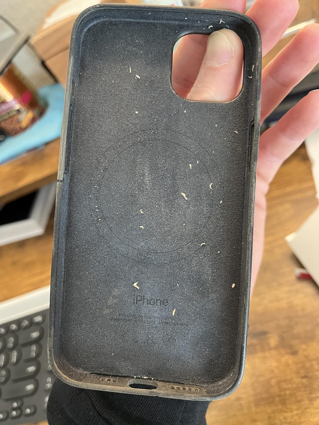 Apple iPhone 13 Silicone Case with MagSafe – Midnight Customer Review Apple iPhone 13 Silicone Case with MagSafe – Midnight - Customer Photo 3