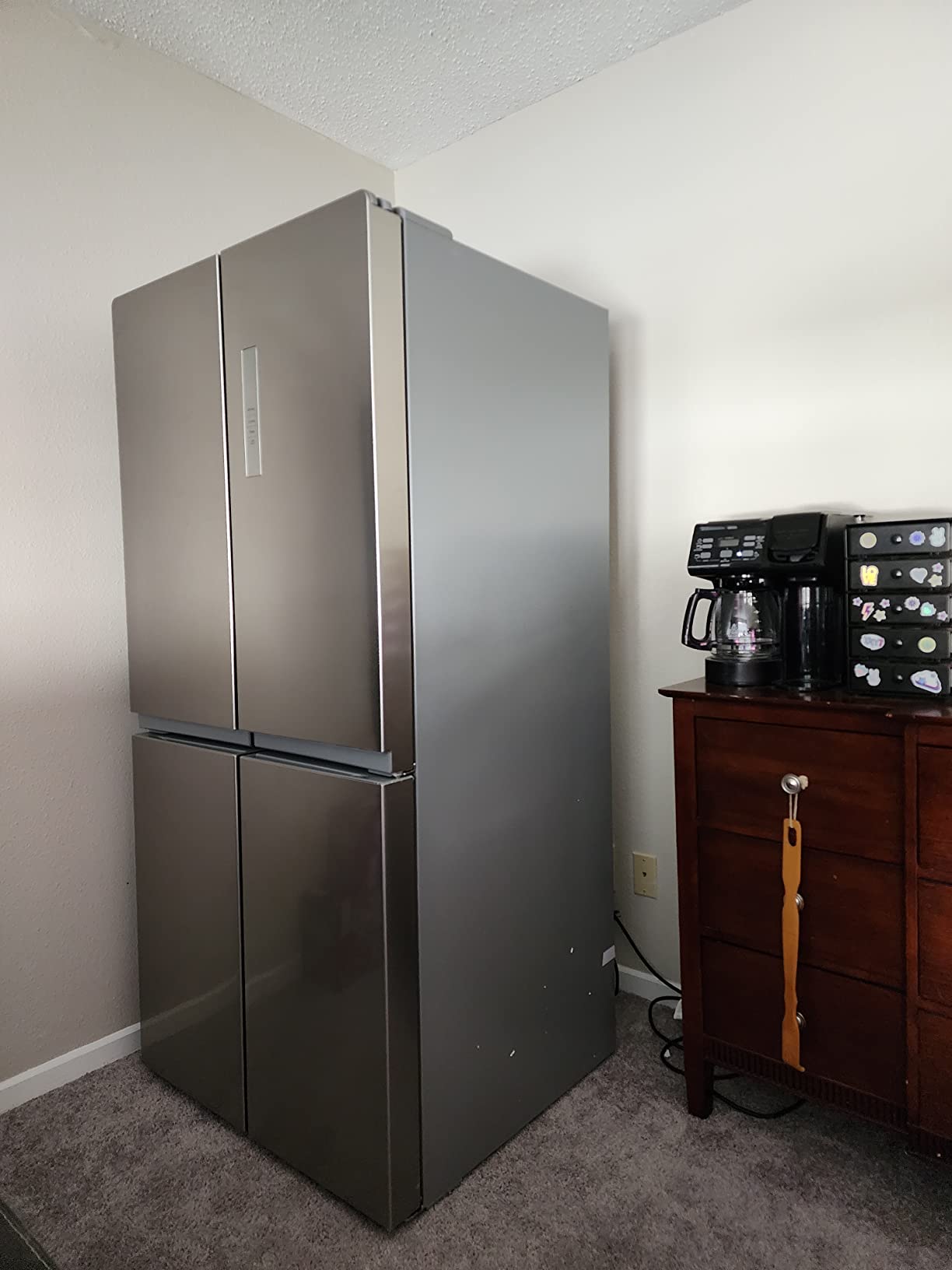 Frigidaire FRQG1721AV 17.4 Cubic Foot Refrigerator, Silver Customer Review Frigidaire FRQG1721AV 17.4 Cubic Foot Refrigerator, Silver - Customer Photo 2