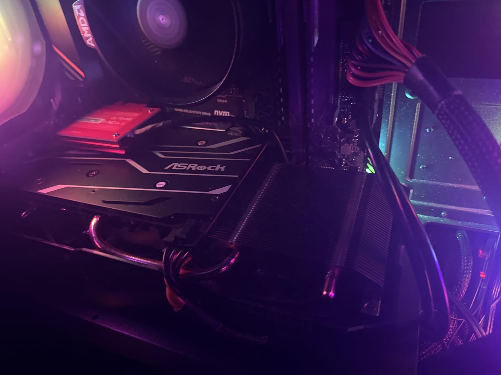 ASRock AMD Radeon RX 6600 Challenger D 8GB GDDR6 DisplayPort 14Gbps HDMI 0dB Silent Cooling 128-bit 7680 x 4320 Dual Fan Graphics Card PCI Express 4.0 x8 8-pin - Customer Photo 2