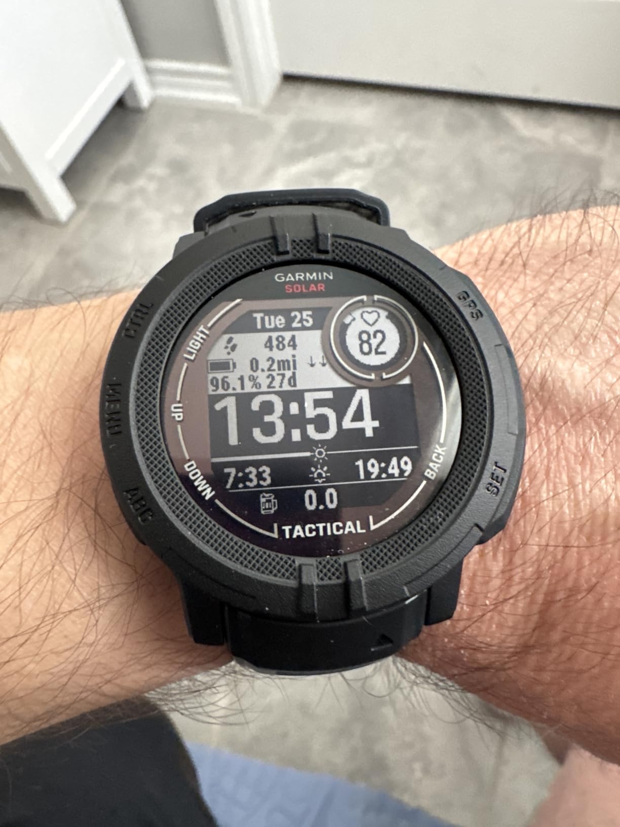 Garmin Instinct 2, GPS Outdoor Smartwatch, Rugged Design, Long Battery Life, Solar Charging, Graphite Customer Review Garmin Instinct 2, GPS Outdoor Smartwatch, Rugged Design, Long Battery Life, Solar Charging, Graphite - Customer Photo 2