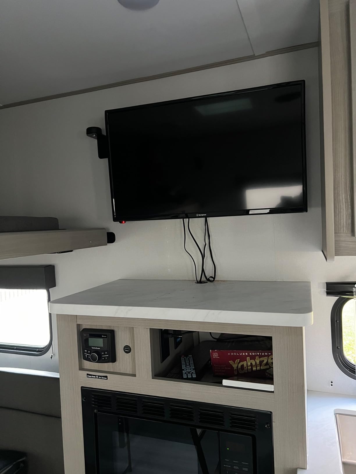 Westinghouse 24 Inch TV with DVD Player Built in, HD LED Small Flat Screen Non-Smart Television DVD Combo, Works with Fire Stick, Roku, Apple TV, TiVo, Xumo, and Streaming Devices - Customer Photo 1