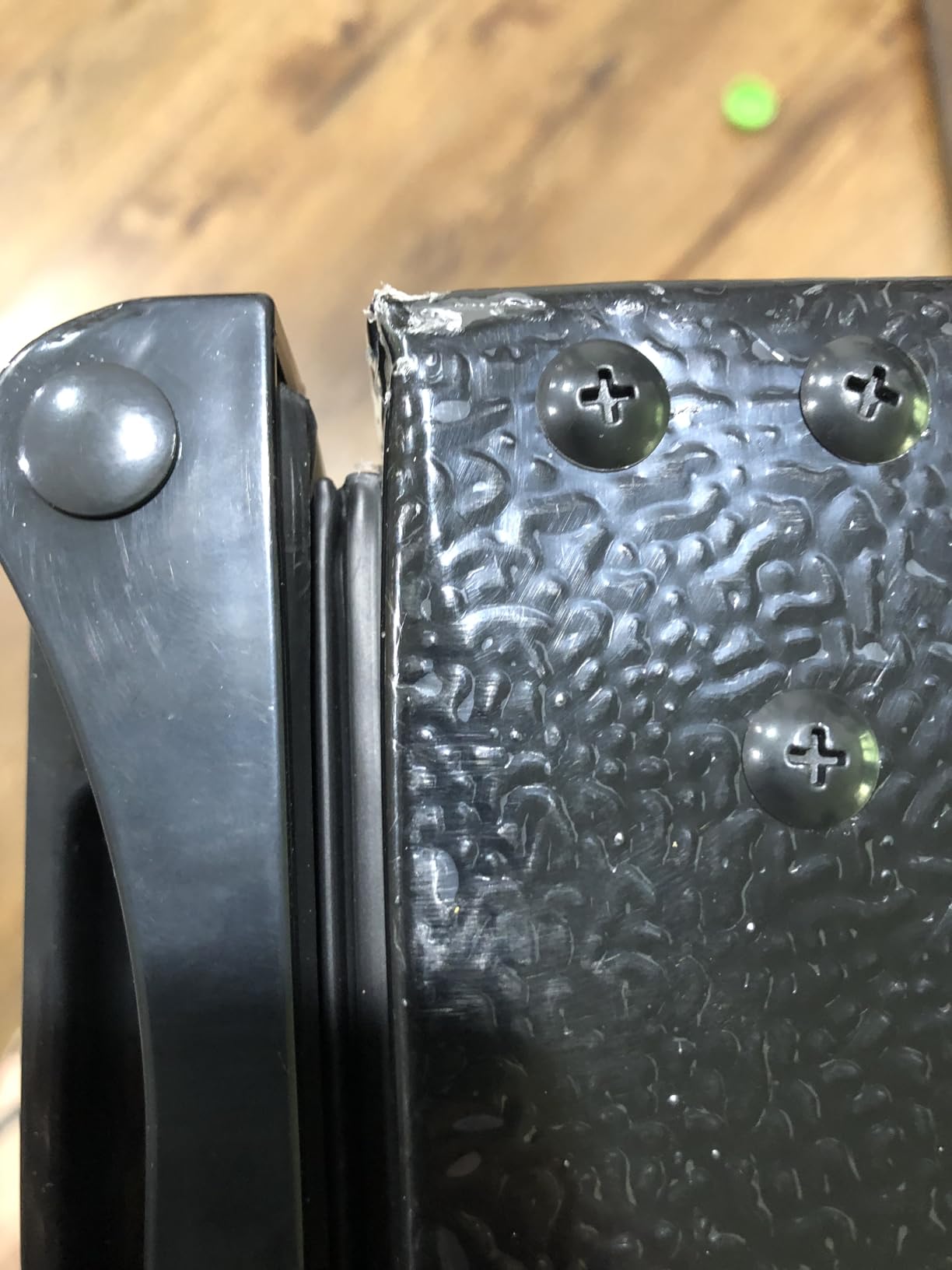 Upstreman 3.2 Cu.Ft Mini Fridge with Freezer, Single Door Mini Fridge, Dorm Fridge, Adjustable Thermostat, Mini Refrigerator for Bedroom, Office, Dorm, Black-BR321 - Customer Photo 3